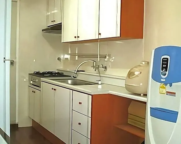 E Livingtel Hotel *
