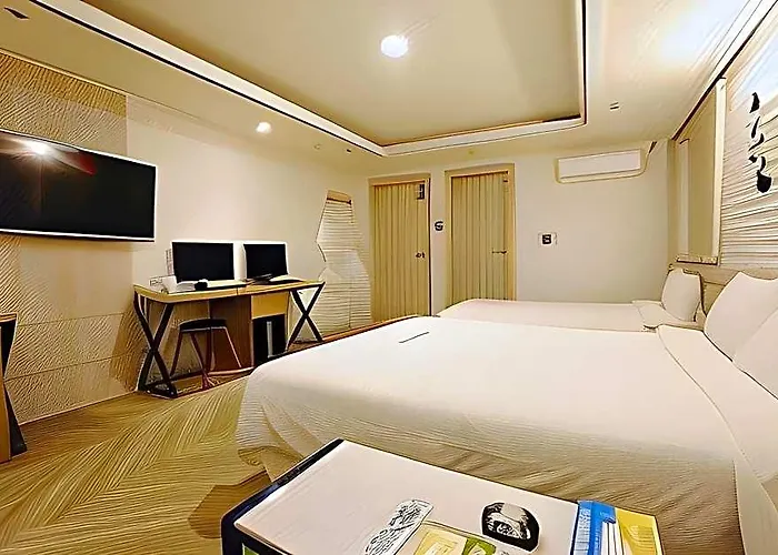E Livingtel *