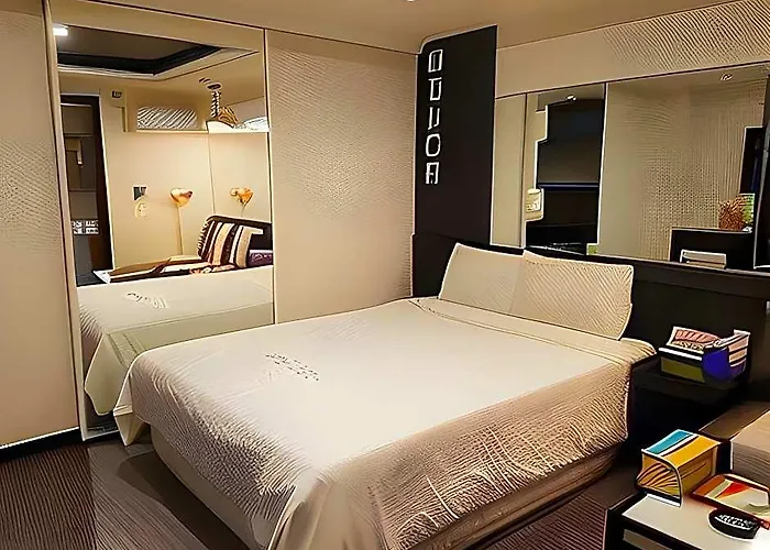 E Livingtel Hotel