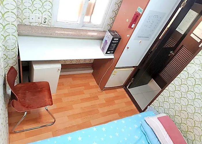 E Livingtel Hotel